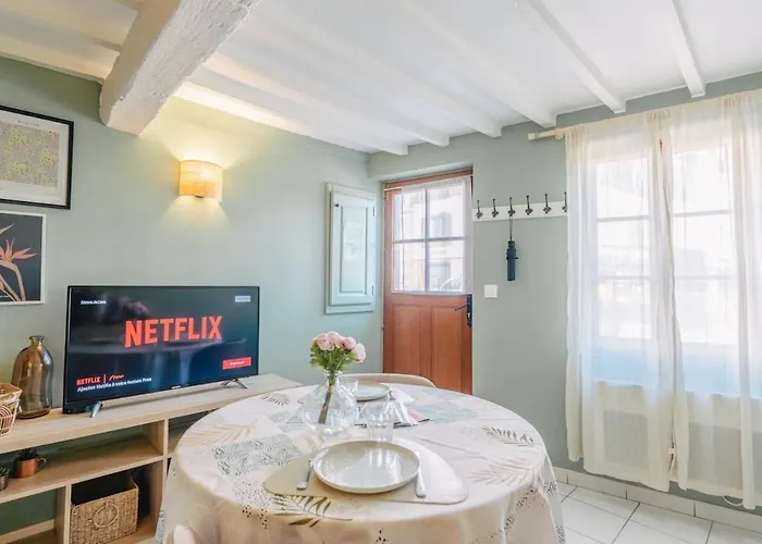 Mini House In Saint-leu Les Hortillonnages